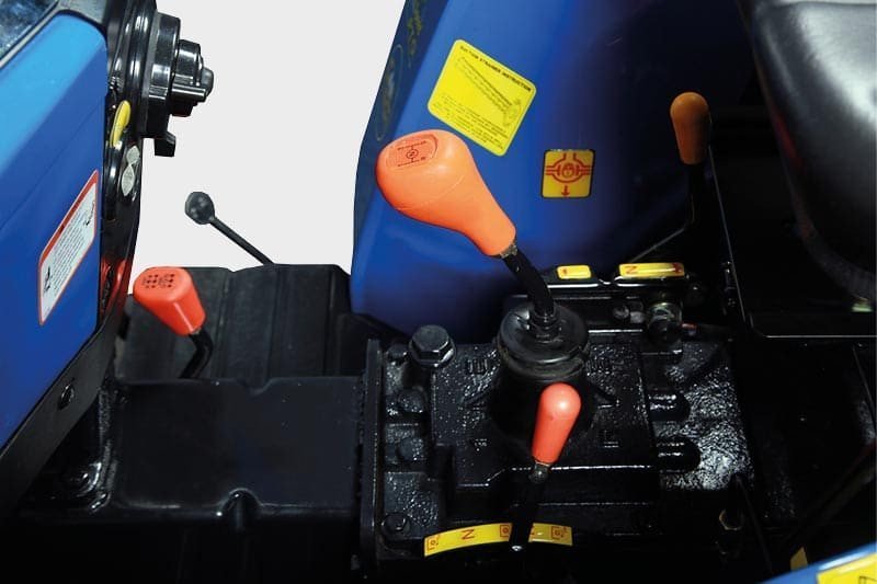 Solis 20 Kleintraktor 20 PS Allrad – Kompakter Mitsubishi Dieseltraktor mit 6/2 Getriebe