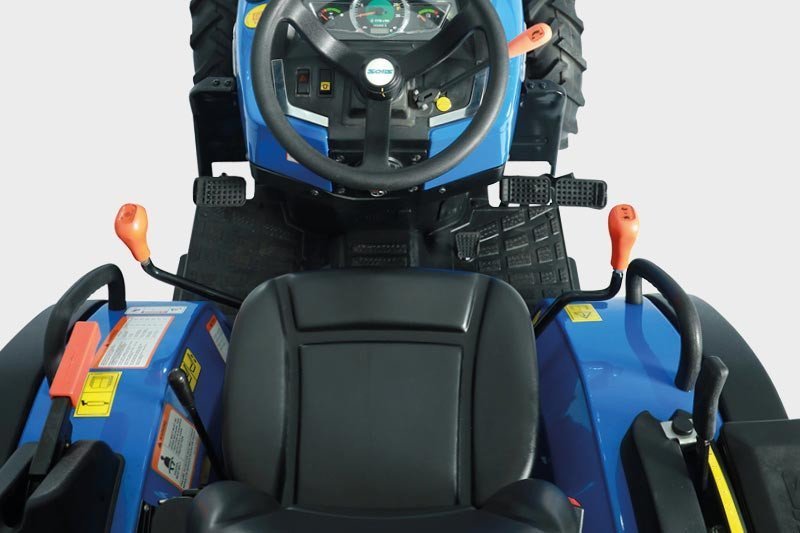 Solis 26S Kleintraktor – 26 PS Allradtraktor mit Seitenschaltung & Servolenkung